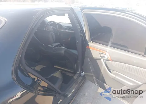 2002 Mercedes-Benz S 430 z USA, uszkodzony, nr VIN WDBNG70J82A259494